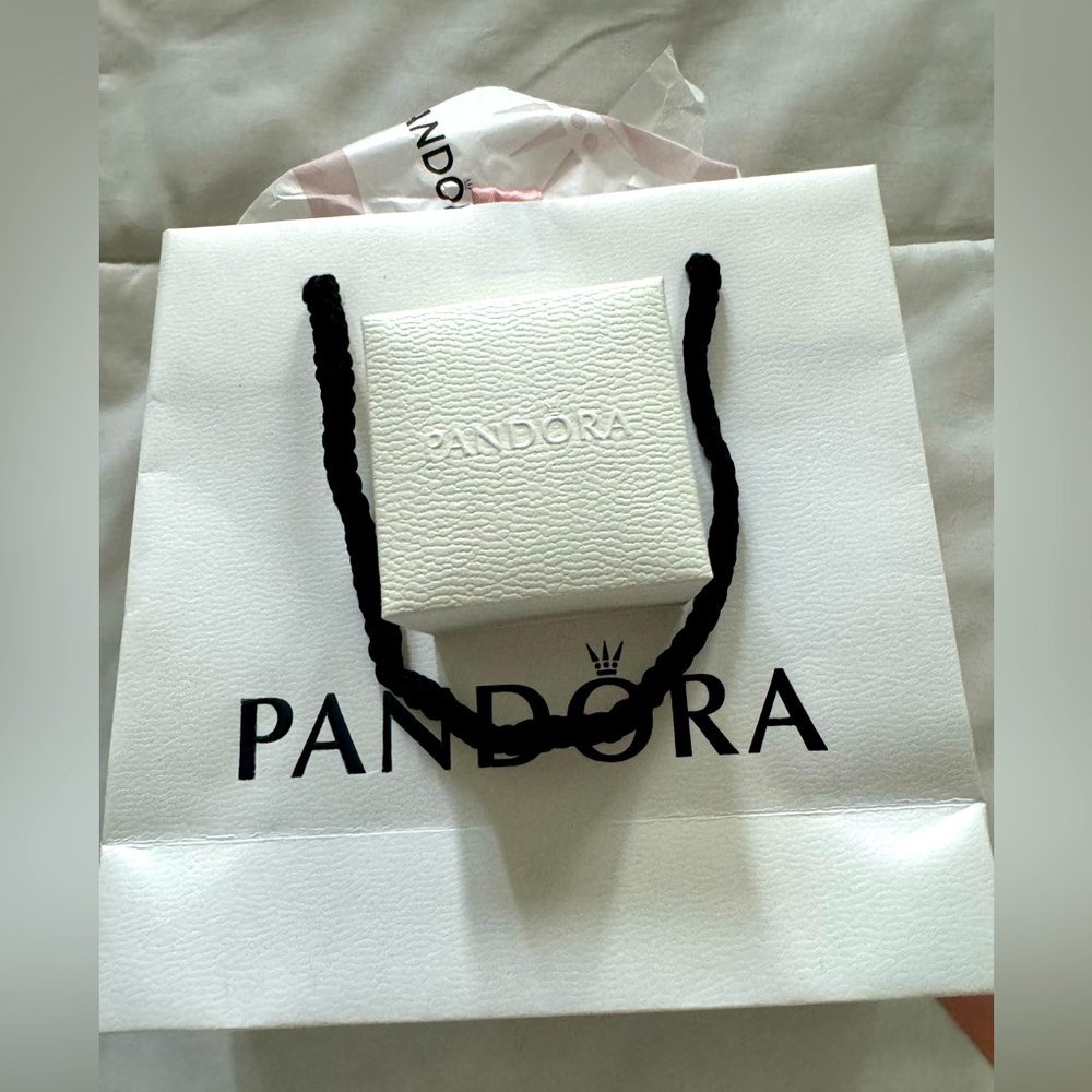 Empty box charm